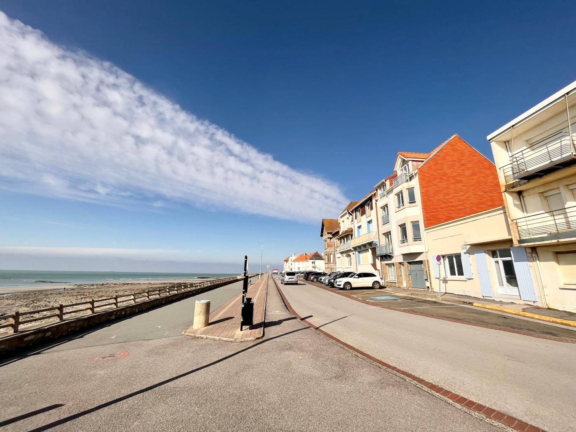 La Maison - Ambleteuse - Vue Sur Mer Et Jardin エクステリア 写真